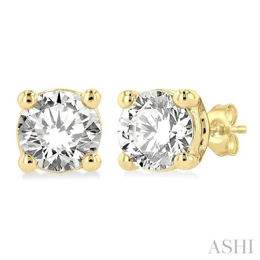 Round Shape Diamond Stud Earrings