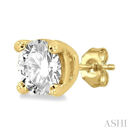 Round Shape Diamond Stud Earrings