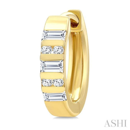 Bar Petite Diamond Huggie Fashion Earrings