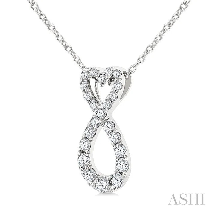 Heart Shape Infinity Diamond Fashion Pendant