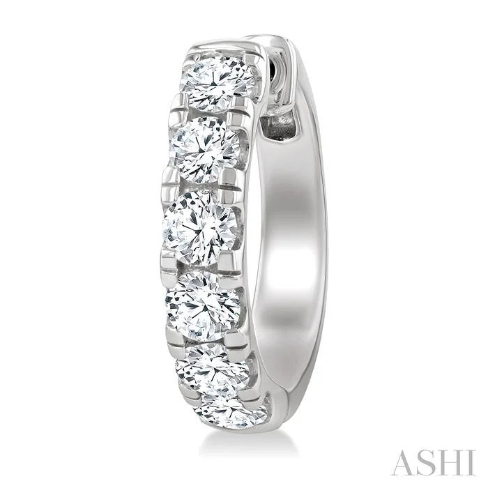 Round Shape Diamond Hoop Earrings