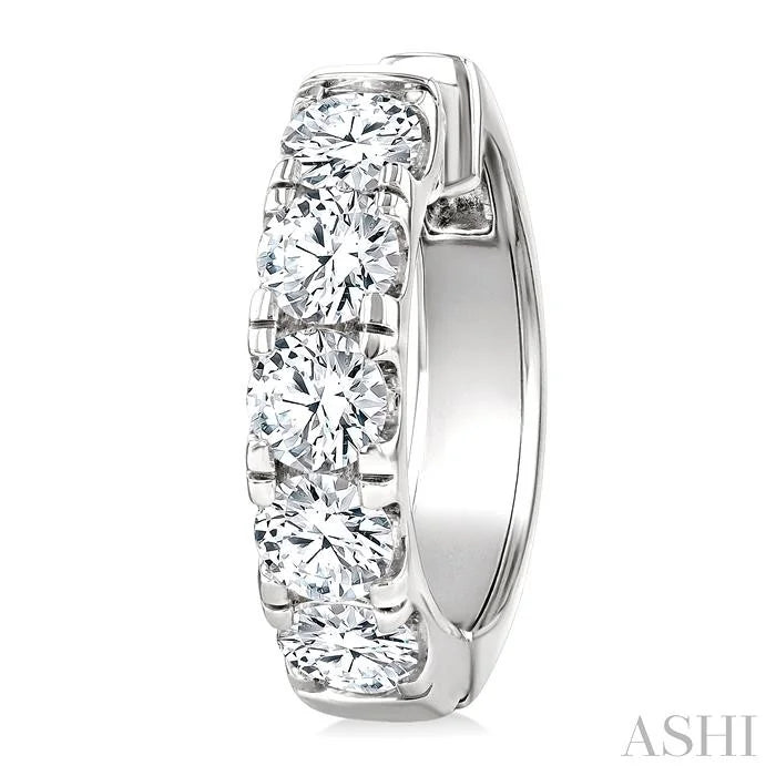 Round Shape Diamond Hoop Earrings