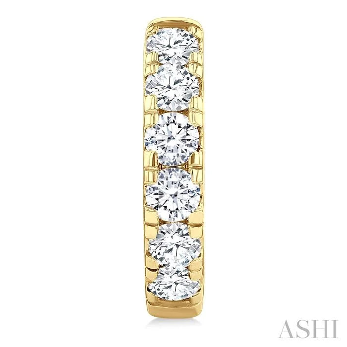 Round Shape Diamond Hoop Earrings