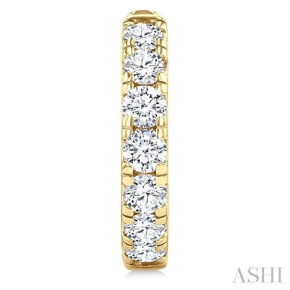 Round Shape Diamond Hoop Earrings