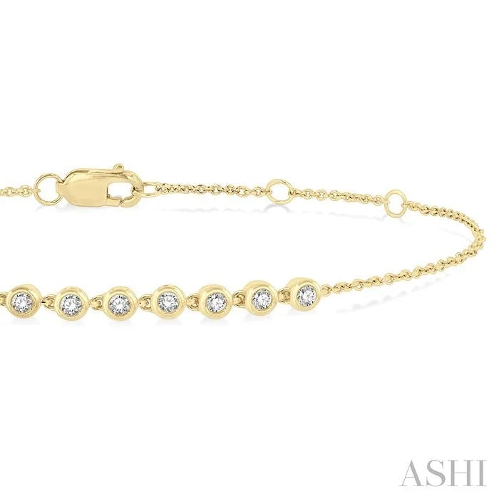 Bezel Set Petite Diamond Fashion Chain Bracelet