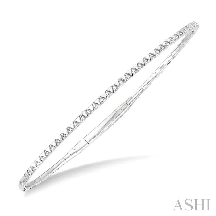 Diamond Halfway Triangle Flex Bangle