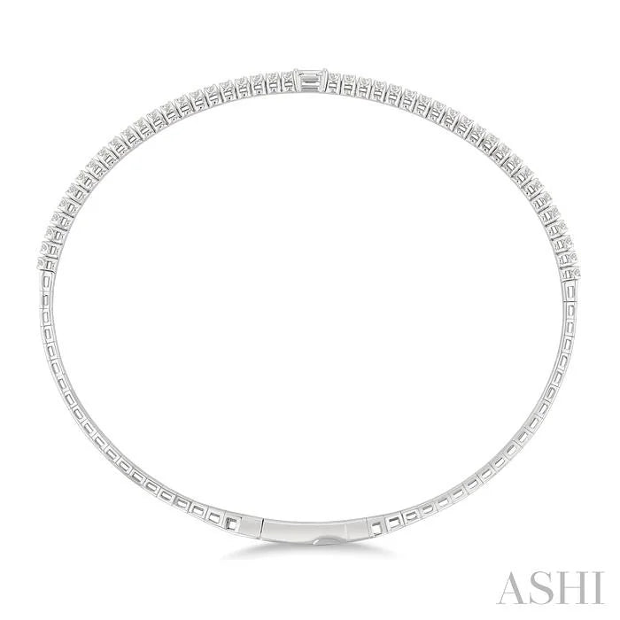Diamond Halfway Baguette Center Flex Bangle
