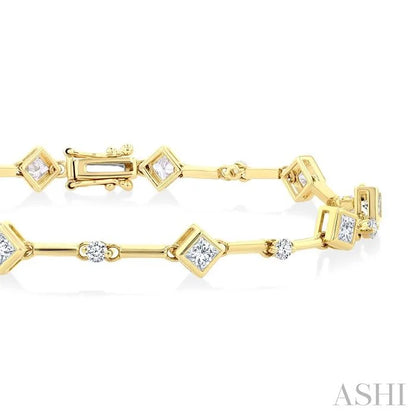 Princess Shape Bezel Set Diamond Bracelet