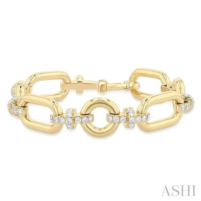 Aeris Gold Bold Link Diamond Fashion Bracelet
