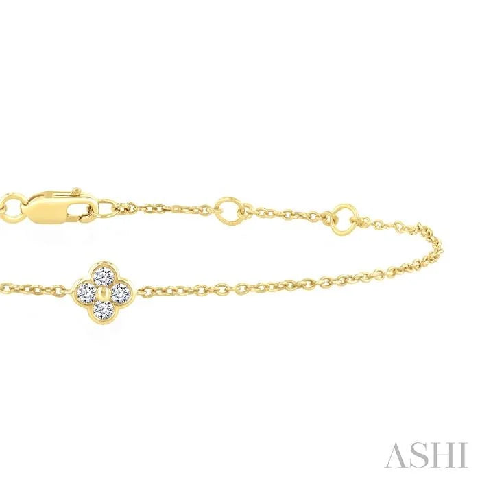 Clover Bezel Petite Diamond Fashion Chain Bracelet