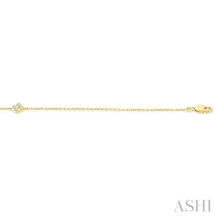 Clover Bezel Petite Diamond Fashion Chain Bracelet