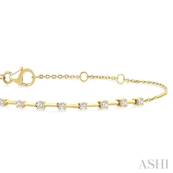 Floating Diamond Fashion Chain Bracelet