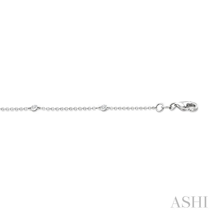 Round Shape Diamond Station Chain Bracelet