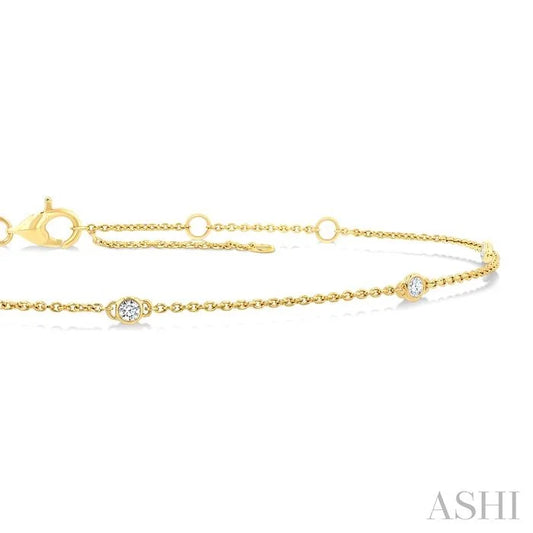 Round Shape Diamond Station Chain Bracelet
