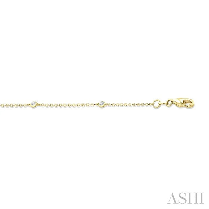 Round Shape Diamond Station Chain Bracelet