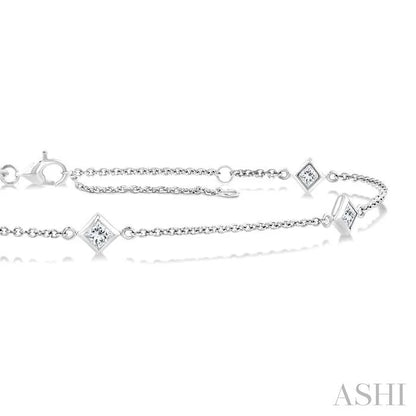 Princess Shape Diamond Station Chain Bracelet