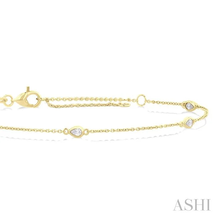 Pear Shape Station Diamond Chain Bracelet
