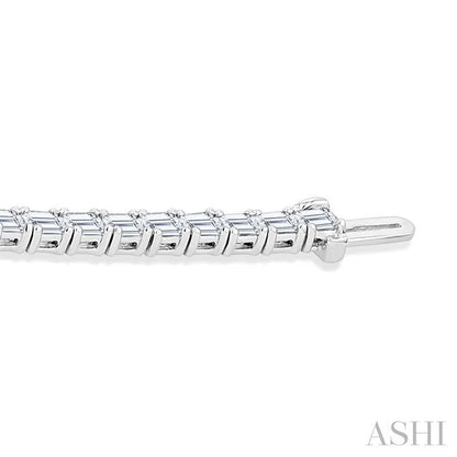 Emerald Shape East-West Diamond Tennis Bracelet