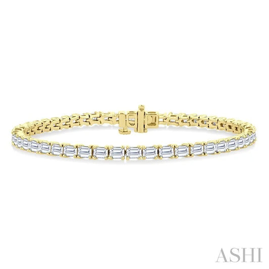Emerald Shape East-West Diamond Tennis Bracelet