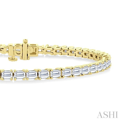 Emerald Shape East-West Diamond Tennis Bracelet
