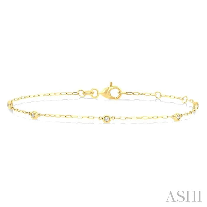 Round Shape Paperclip Diamond Station Chain Bracelet