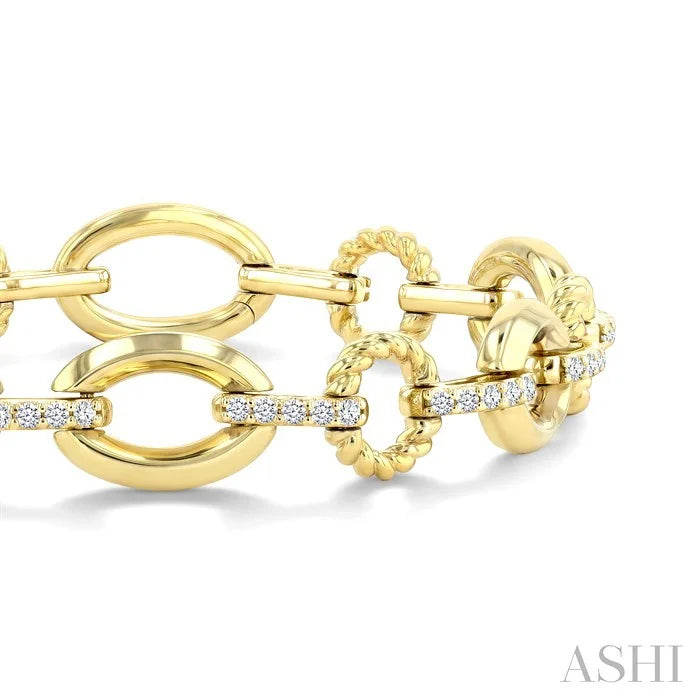 Aeris Gold Oval Link Diamond Fashion Bracelet