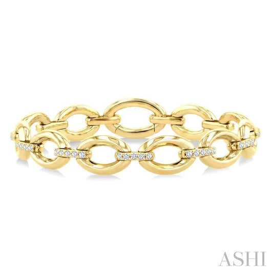 Aeris Gold Oval Shape Link Diamond Fashion Bracelet
