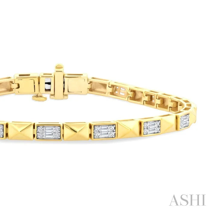 Pyramid Fusion Diamond Fashion Bracelet