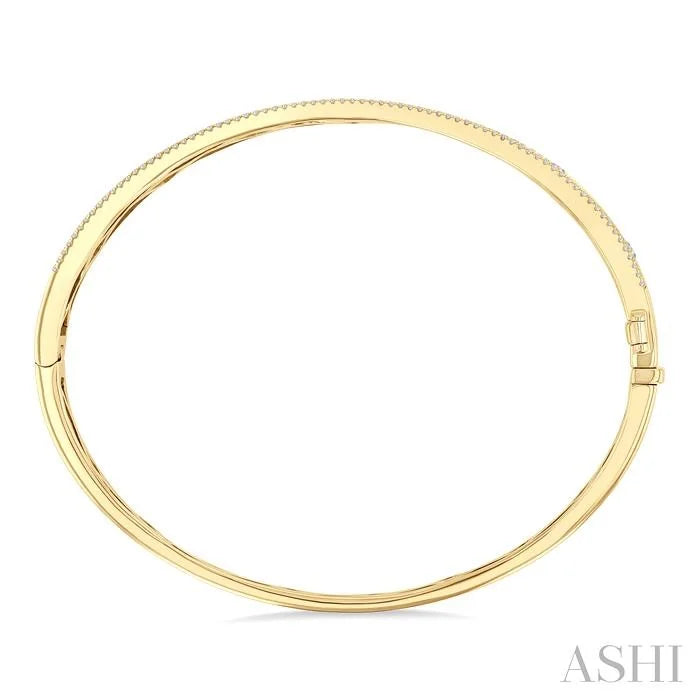 Flush Set Diamond Fashion Bangle