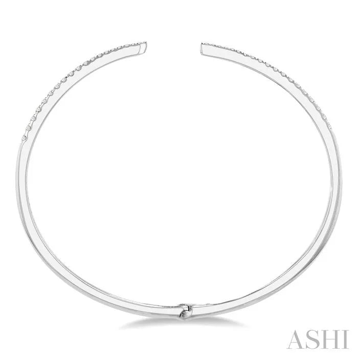 Claw Cuff Diamond Open Bangle