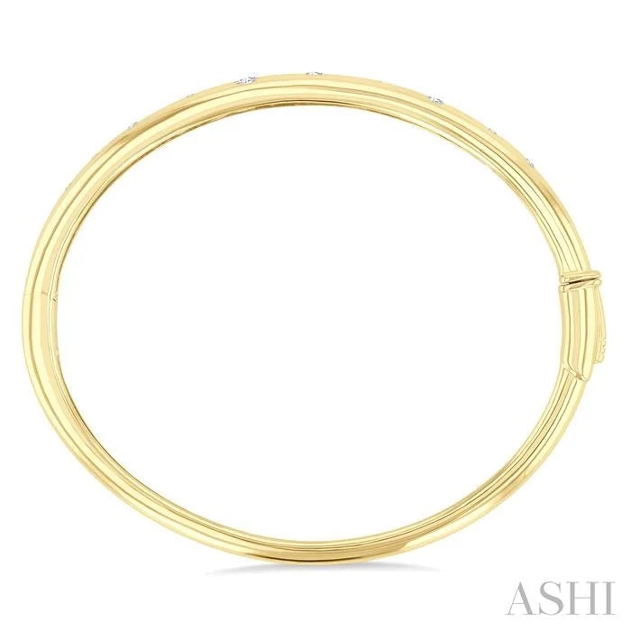 Mosaic Diamond Fashion Bangle
