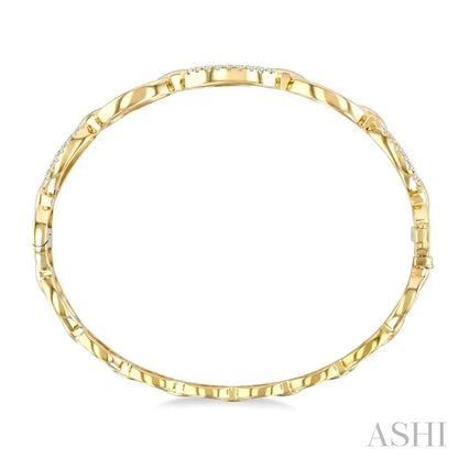 Oval Shape Open Link Diamond Bangle