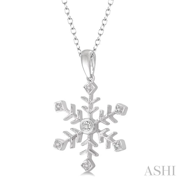 Silver Snowflake Diamond Fashion Pendant