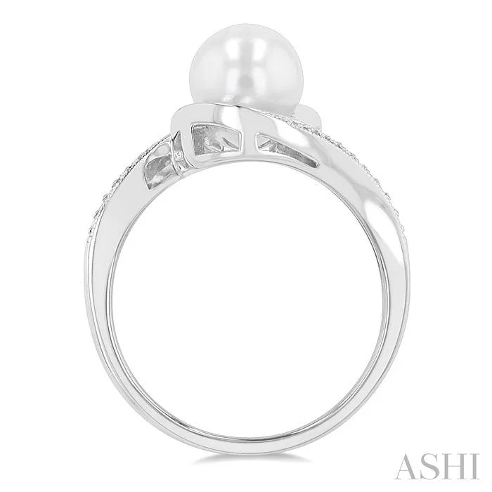 Silver Pearl Diamond Ring