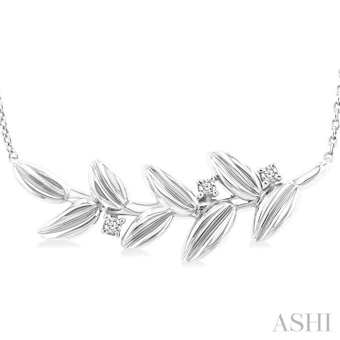 Silver Leaf Diamond Fashion Pendant