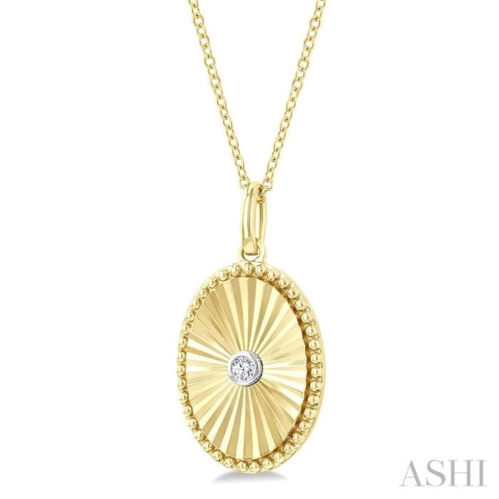 Gold Vermeil Oval Shape Fluted Medallion Diamond Pendant