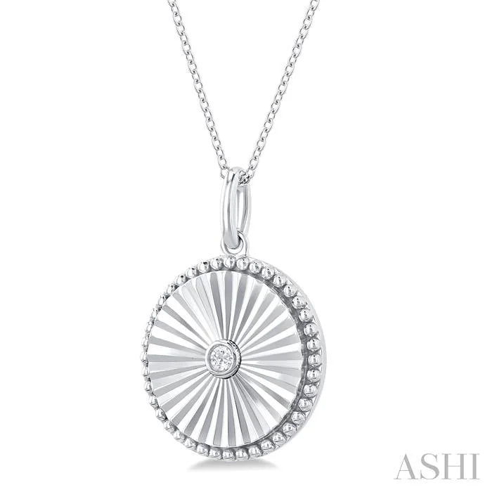 Silver Circle Shape Fluted Medallion Diamond Pendant