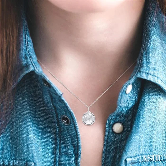 Silver Circle Shape Fluted Medallion Diamond Pendant