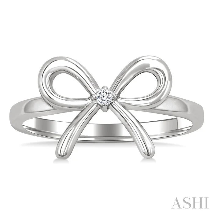 Silver Bow Diamond Fashion Ring