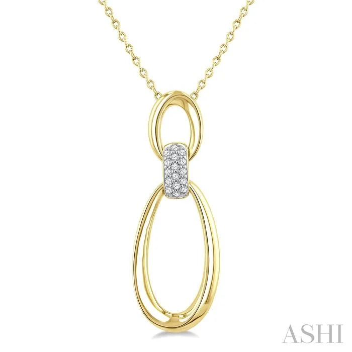 Gold Vermeil Bold Oval Shape Link Diamond Pendant
