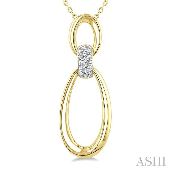 Gold Vermeil Bold Oval Shape Link Diamond Pendant