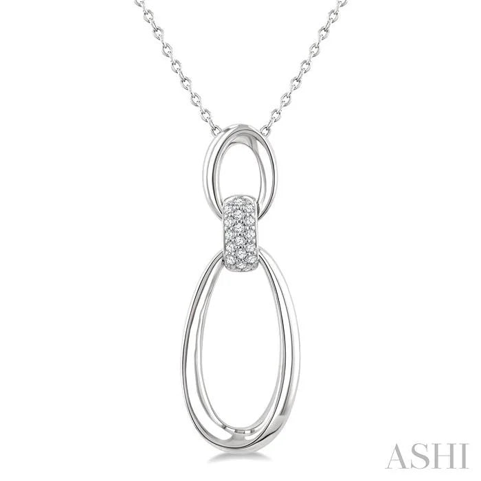 Silver Bold Oval Link Diamond Pendant