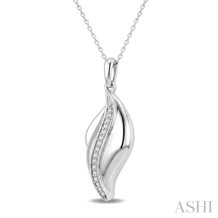 Silver Twisted Diamond Fashion Pendant