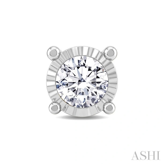 Silver Miracle Plate Diamond Fashion Stud Earrings