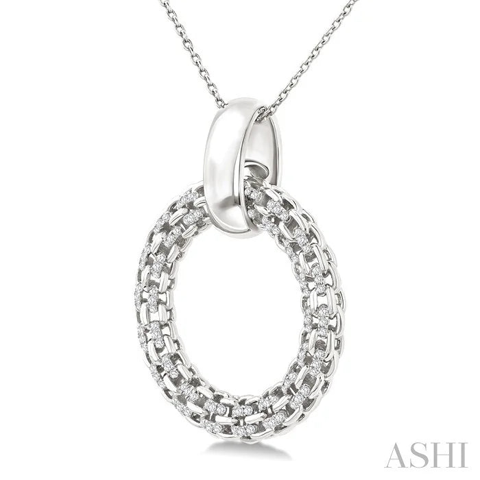 Silver Bold Circle Diamond Pendant