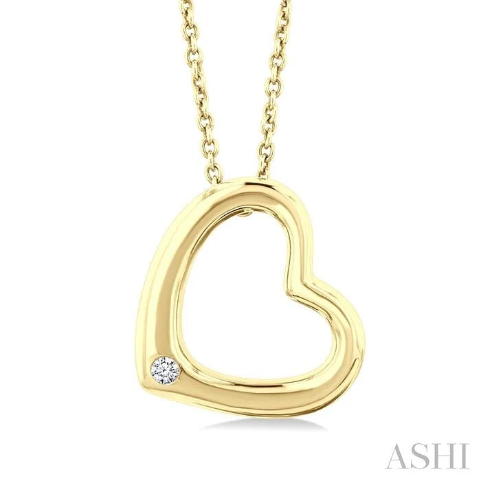 Gold Vermeil Heart Shape Diamond Fashion Pendant