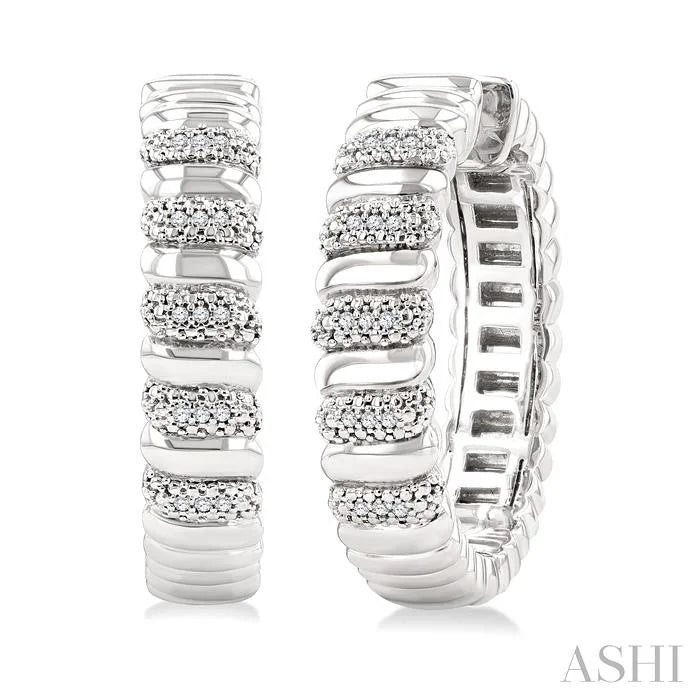Silver Bold Ribbed Diamond Hoop Fashion Earrings