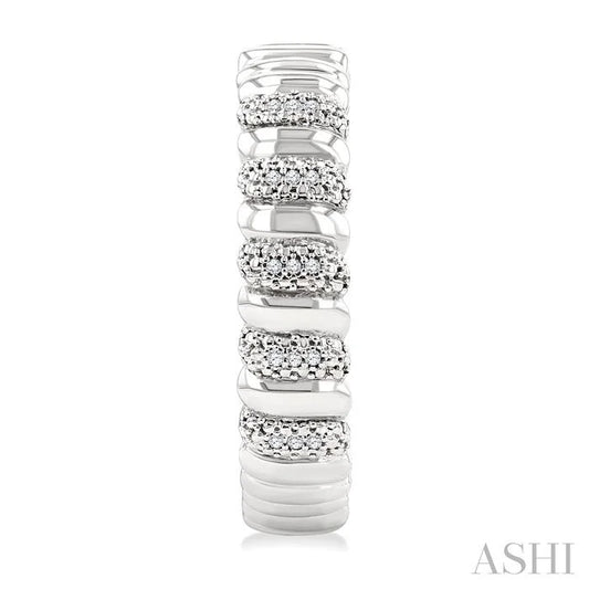 Silver Bold Ribbed Diamond Hoop Fashion Earrings