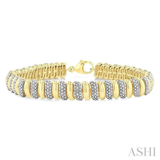 Gold Vermeil Bold Ribbed Diamond Fashion Bracelet