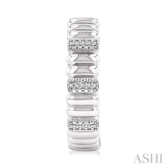 Silver Bold Ribbed Diamond Hoop Earrings